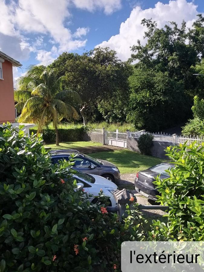 Aquaverde Eco Et Confort- Bas De Villa Avec Jardin Et Parking Le Gosier  Exterior photo