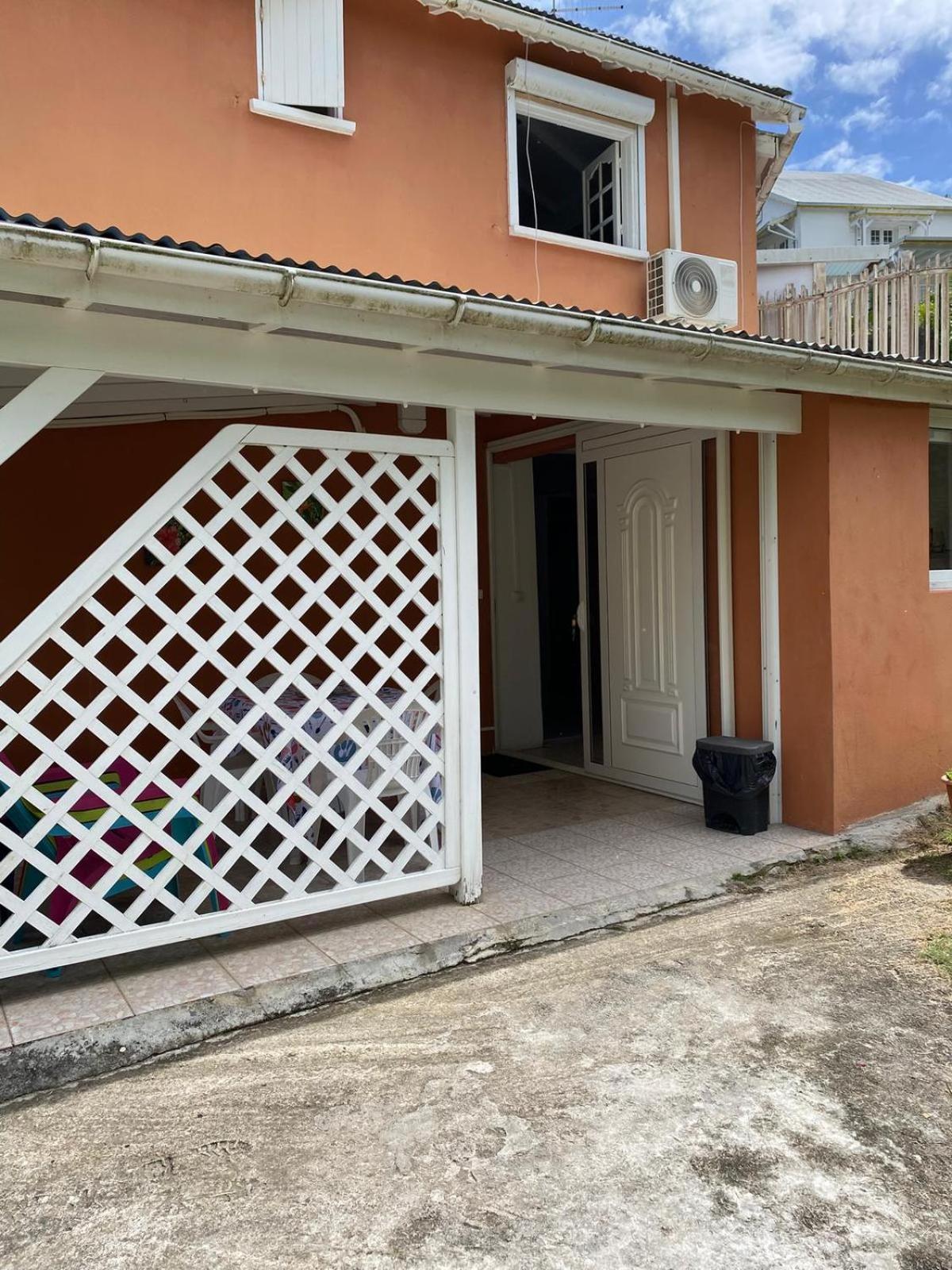 Aquaverde Eco Et Confort- Bas De Villa Avec Jardin Et Parking Le Gosier  Exterior photo
